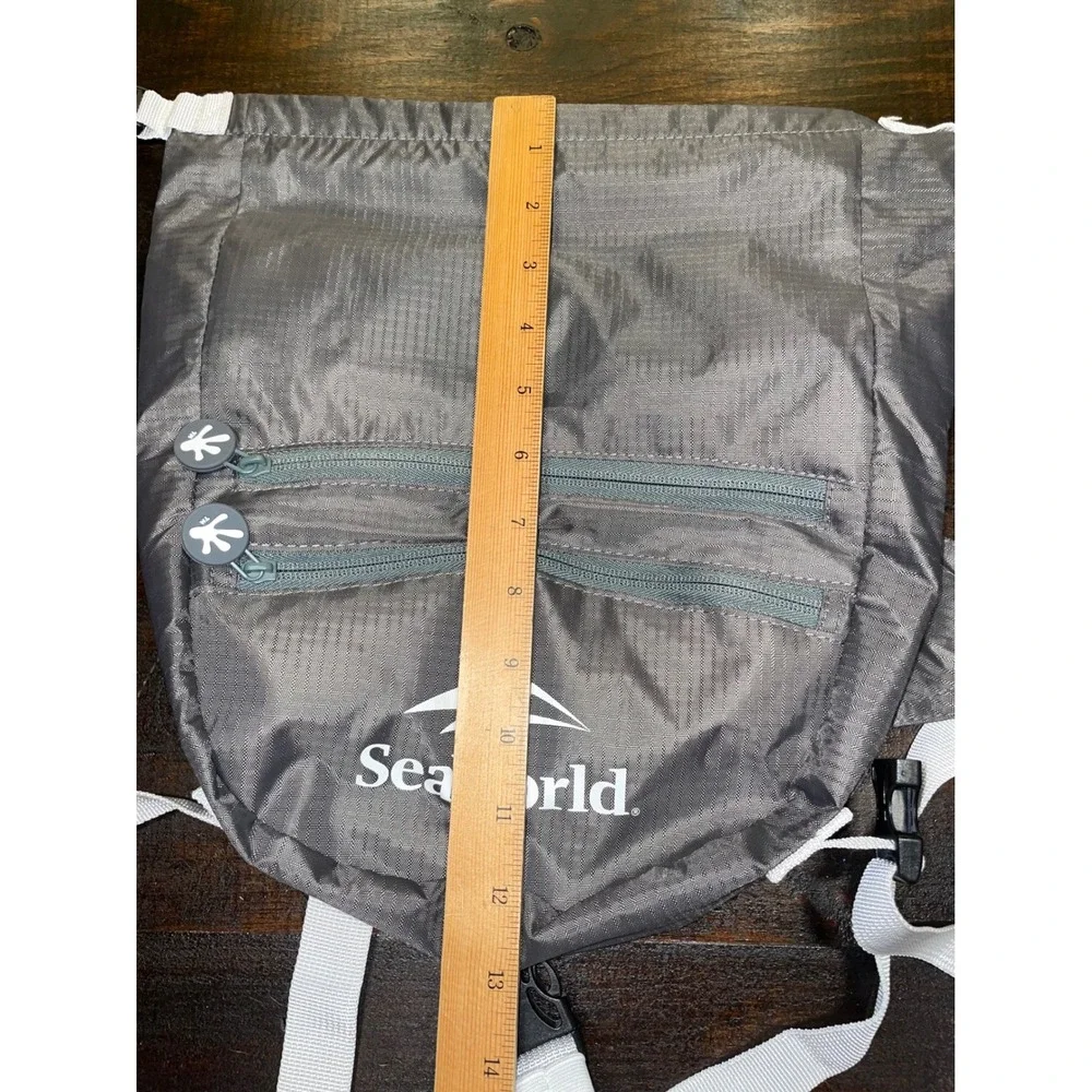 SeaWorld‎ Gray Drawstring Backpack Bag Water Resistant Travel Park Souvenir